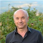 Insegnante dei corsi di Batteria e Suoni-Colori